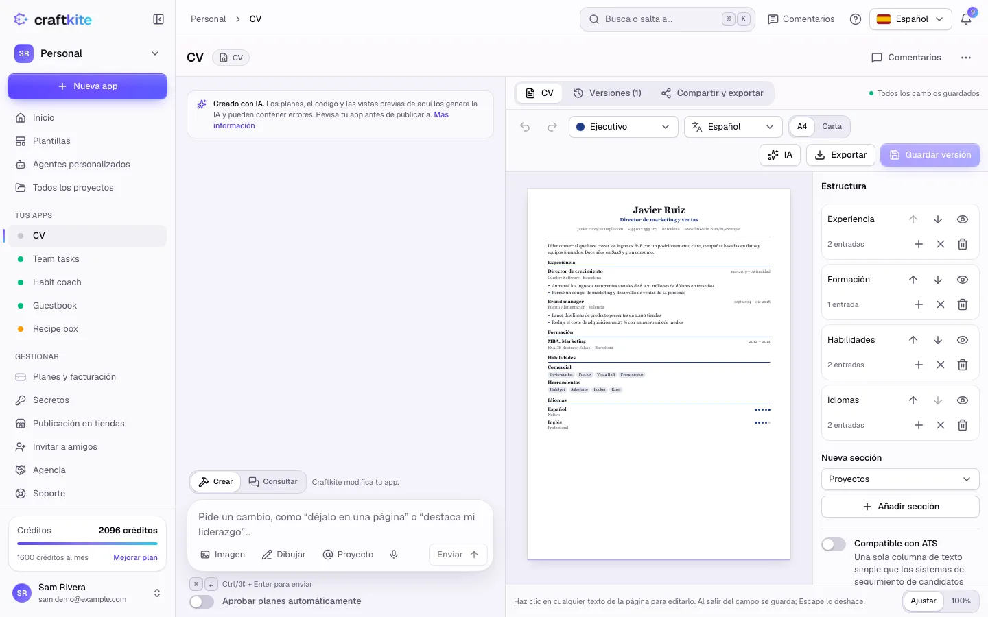Un CV abierto en el espacio de documentos, con el panel de estructura junto a la página