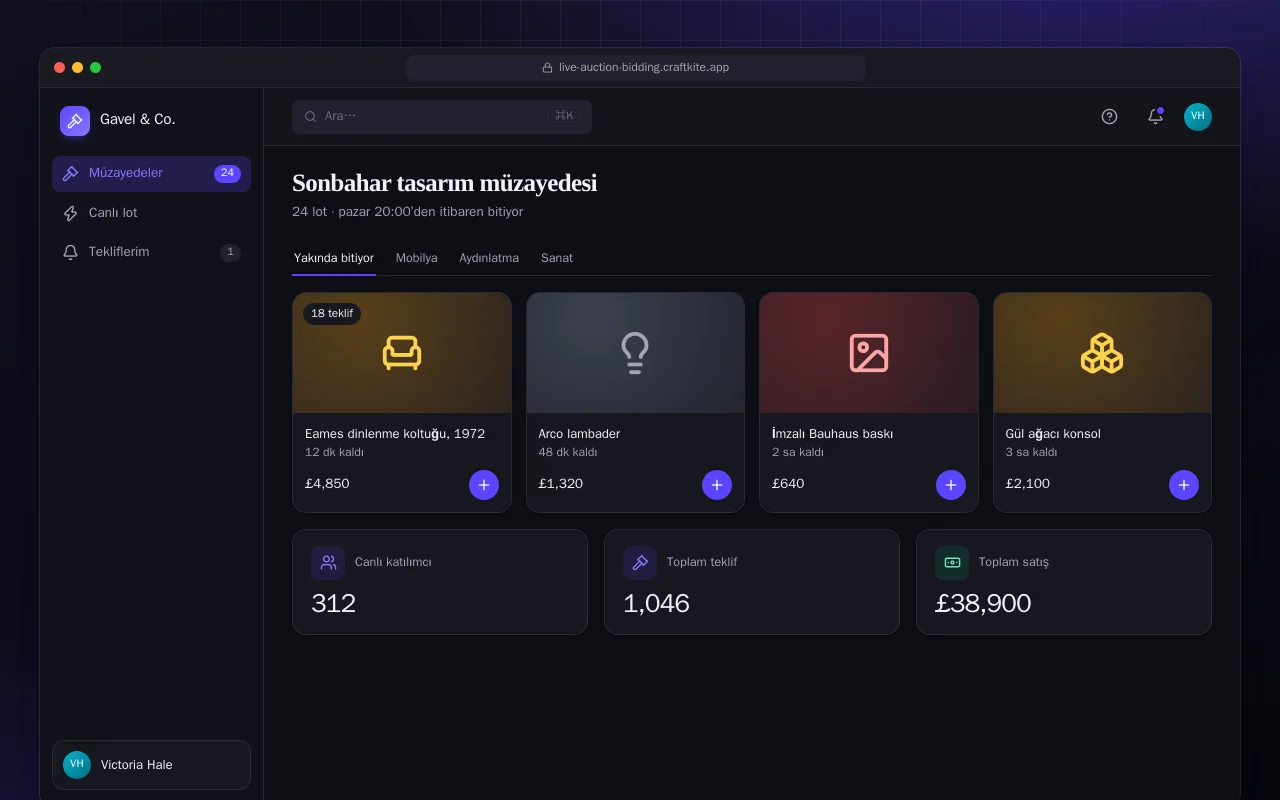 Online açık artırma sitesi: Sonbahar tasarım müzayedesi ekranı