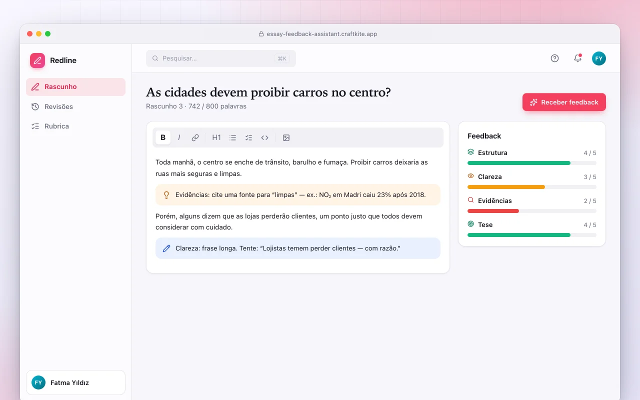 Assistente de feedback para redações: a tela As cidades devem proibir carros no centro?